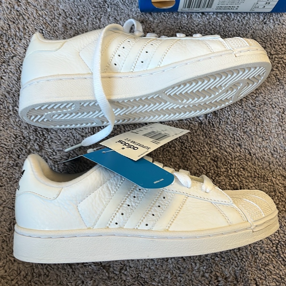 Adidas - Picture 5 of 7